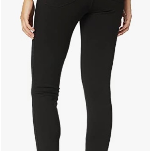 Seven7 Women's 4 Way Pull on Ponte Legging. Size small - Picture 7 of 7